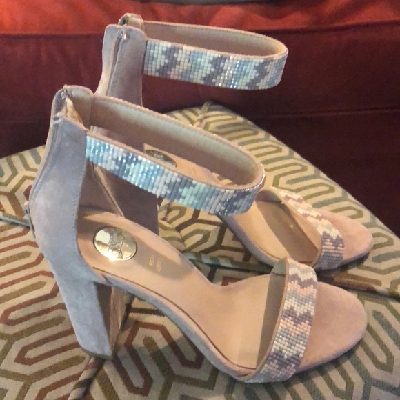 ❗️PRICE DROP❗️Exe Leather pumps - Picture 2 of 4